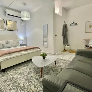 Oasis Hostel